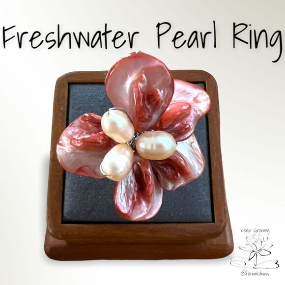 Elegant Freshwater Pearl & Shell Adjustable Statement Rings Set - Picture 11 of 15